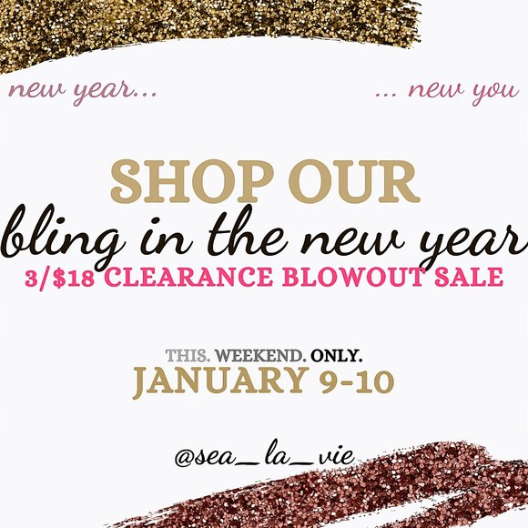 3/$18 Aeropostale Boho Print Keyhole Peasant Dress - Picture 2 of 12